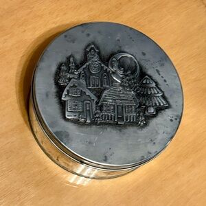 Vintage 1977 Metzke Pewter Top Snow Village Cookie Cutter Tin w/ Cookie Cutters